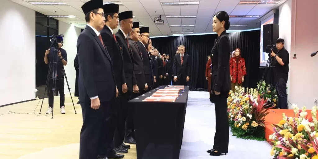 Pelantikan Kepala OJK Daerah