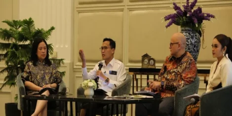 Sekretaris Menteri Kemendukbangga Prof. Budi Setiyono menekankan keluarga berencana sebagai investasi strategis