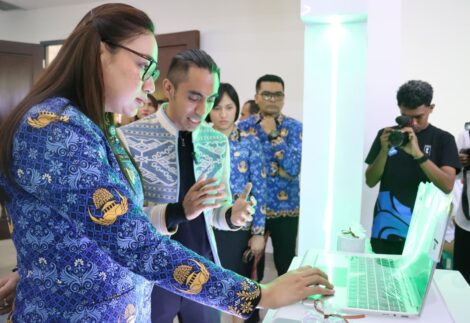 Wawali Kupang, Serena Francis Saat Buka Kompetisi Robotik Perdana di NTT,