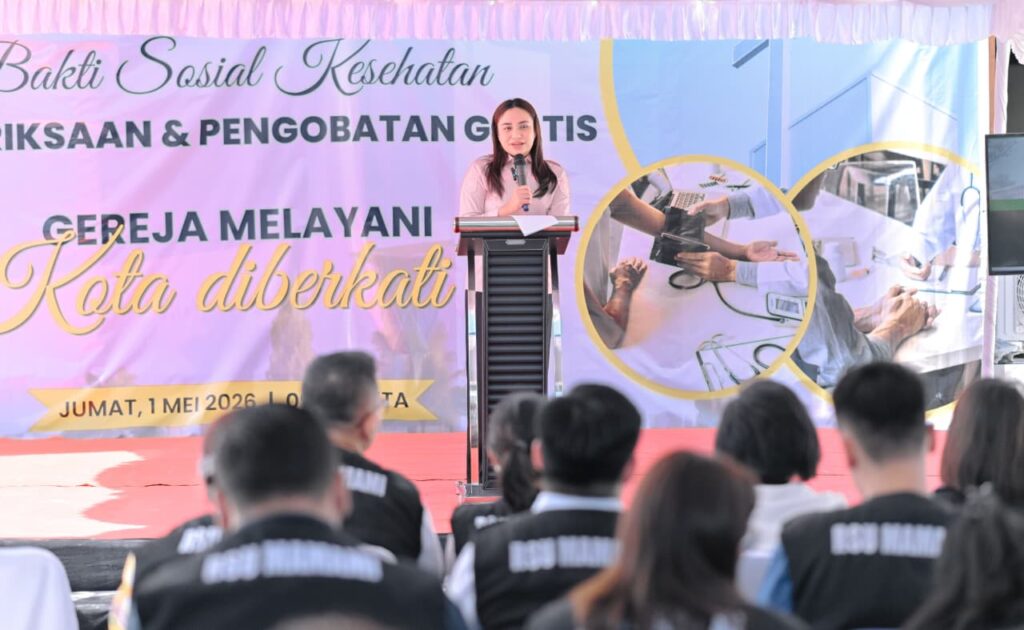 Wawali kupang, Serena Francis saat Buka Baksos Kesehatan