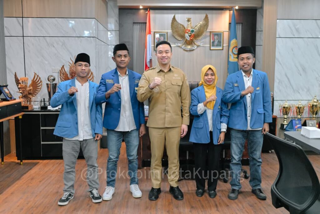 audiensi Pengurus Pergerakan Mahasiswa Islam Indonesia (PMII) Cabang Kupang di Ruang Kerja Wali Kota Kupang