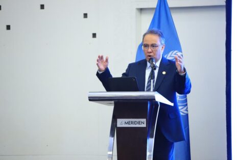 Kepala Eksekutif Pengawas Perilaku Pelaku Usaha Jasa Keuangan, Edukasi, dan Pelindungan Konsumen OJK Dicky Kartikoyono