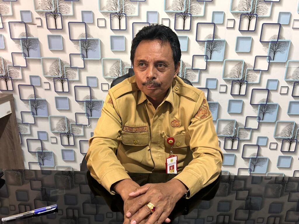 Kepala Disperindag Kota Kupang, Alfred Lakabela