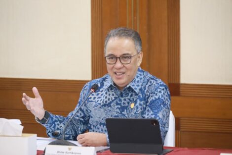 Kepala Eksekutif Pengawas Perilaku Pelaku Usaha Jasa Keuangan, Edukasi dan Pelindungan Konsumen OJK Dicky Kartikoyono