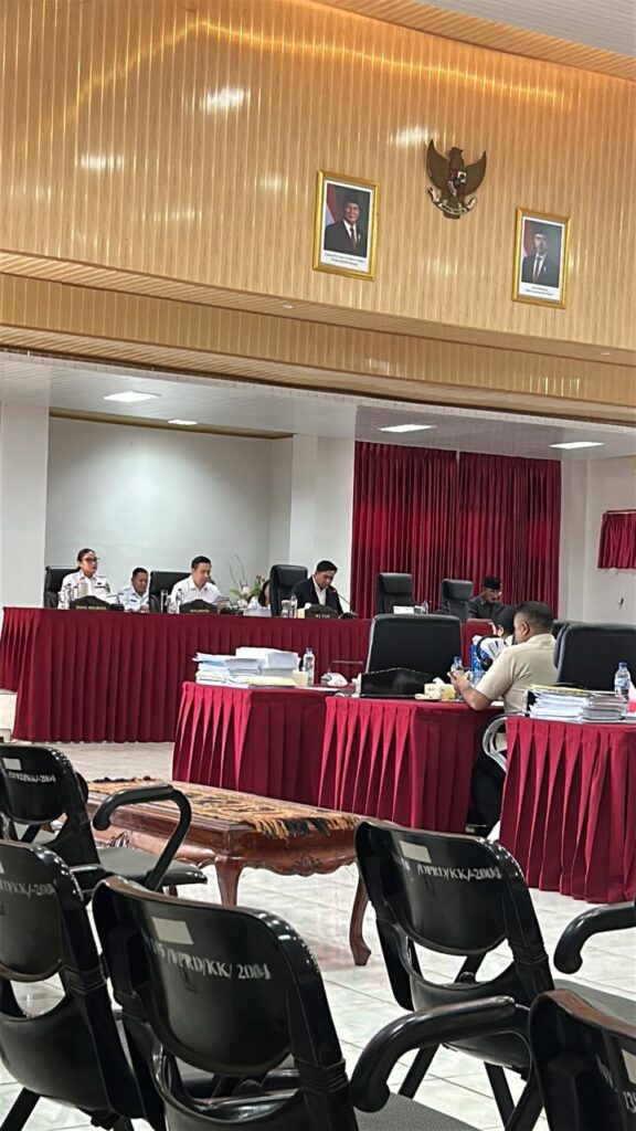Sidang Paripurna ke-18 DPRD Kota Kupang, Rabu (8/7)