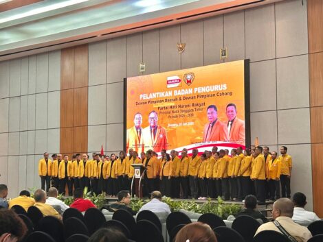 seremonial pelantikan pengurus Partai Hanura NTT Periode 2026-2030