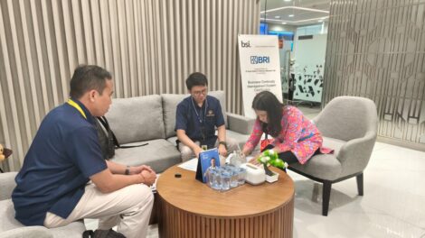 kegiatan blokir serentak yang dilaksanakan di wilayah NTT dan NTB