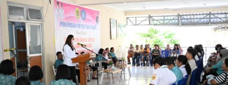 sosialisasi dan pemeriksaan Inspeksi Visual Asam Asetat (IVA Test) serta Pemeriksaan Payudara Klinis (Sadanis/CBE) bagi perempuan di Kota Kupang