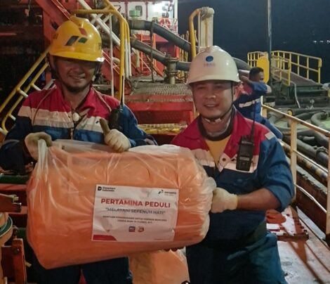 Solidaritas untuk Reo , Fuel Terminal Pertamina Patra Niaga di NTT Kirim Bantuan Logistik melalui Jalur Laut