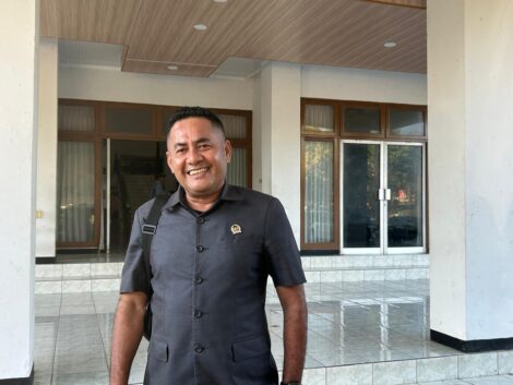 Anggota DPRD Kota Kupang, Mad Thalib