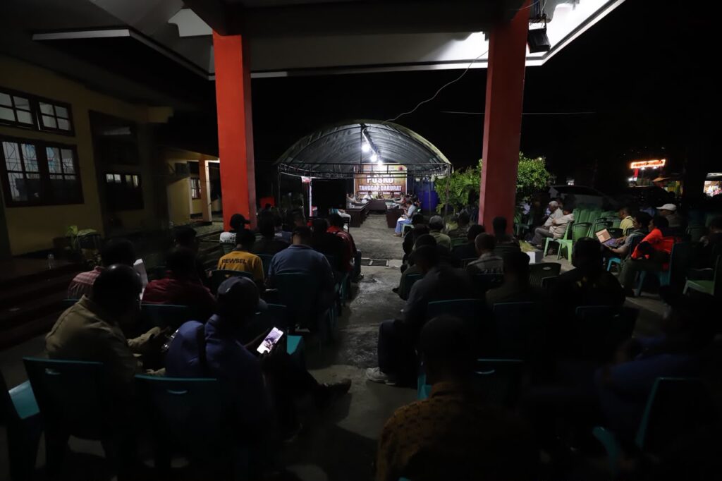BNPB bersama Pemkab Ende mengumpulkan 21 camat se-Kabupaten Ende