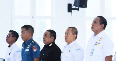 Sekretaris Daerah Kota Kupang, Jeffry Edward Pelt, S.H., saat membuka Sekolah Lapang Cuaca Nelayan (SLCN) Tahun 2026