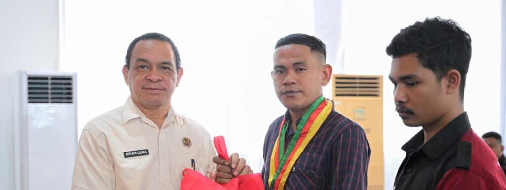 bantuan kemanusiaan kepada 342 mahasiswa asal Flores