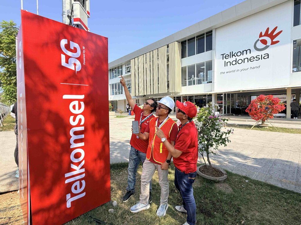 Telkomsel memperkuat jaringan telekomunikasi di 30 titik strategis