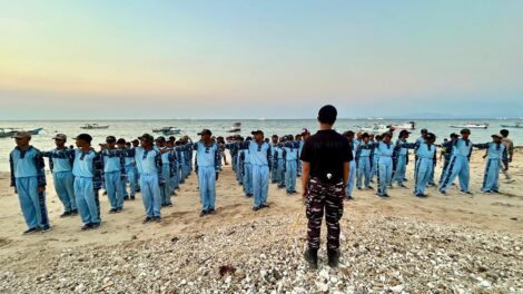 Rangkaian kegiatan long march Sekolah Menengah Kejuruan (SMK) Maritim Nusantara Kupang